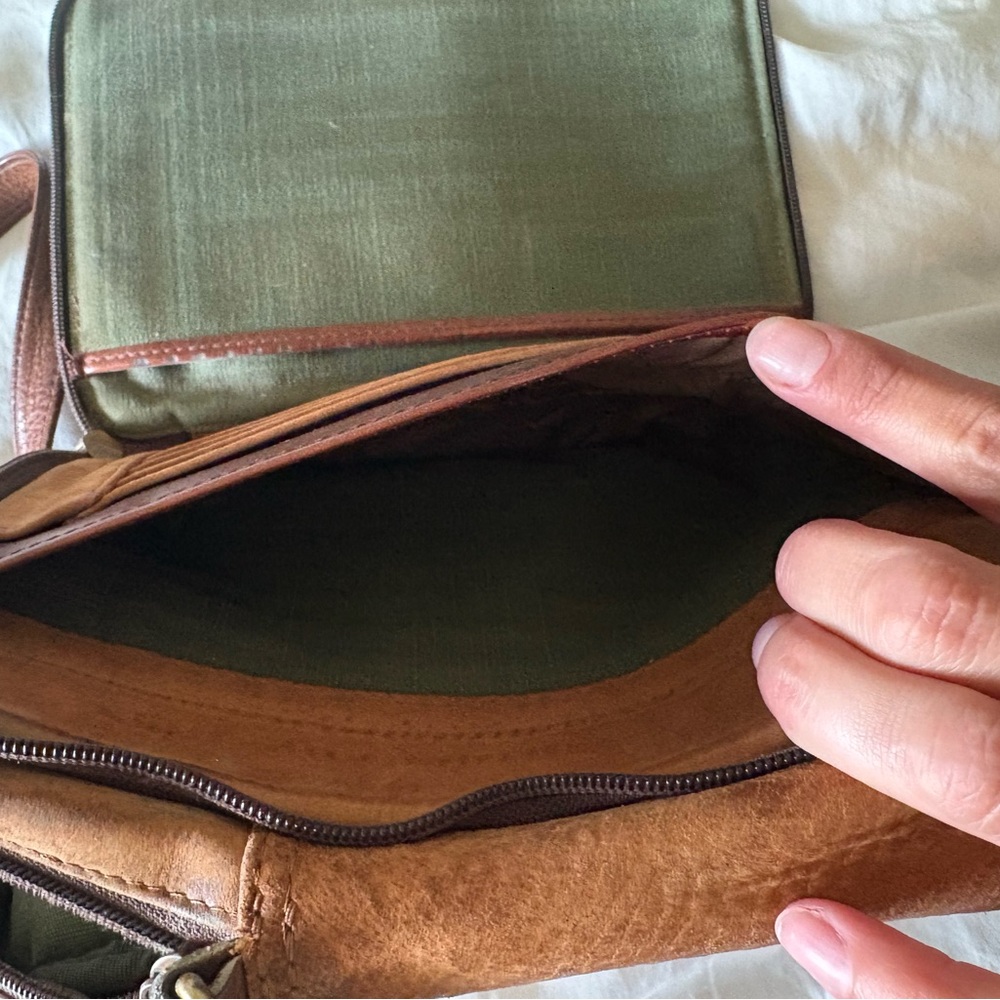 Scully Brown Leather Crossbody Bag - Picture 4 of 8